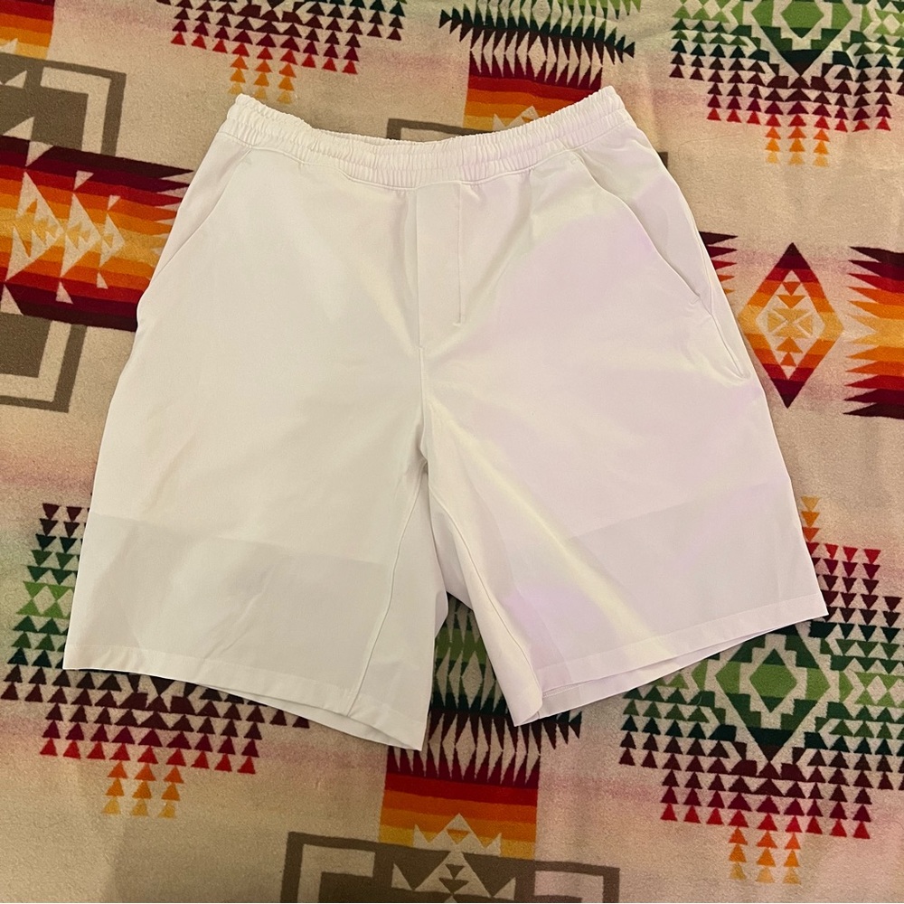 Lululemon Pacebreaker shorts